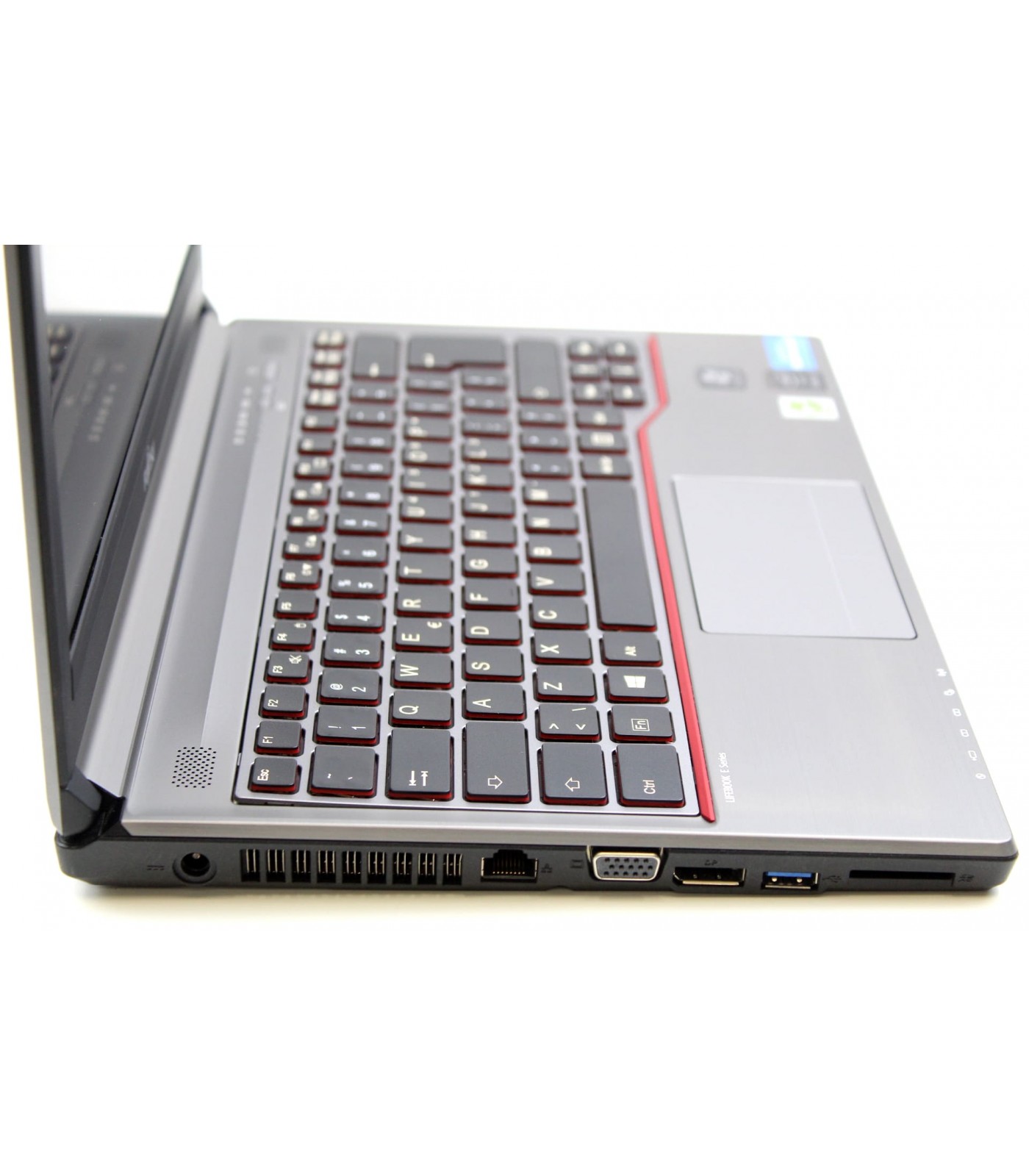 Laptop Fujitsu Lifebook e734 z procesorem i5 i dyskiem SSD