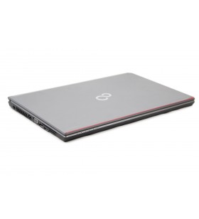 Poleasingowy laptop Fujitsu Lifebook E754 z procesorem intel i5 w klasie A