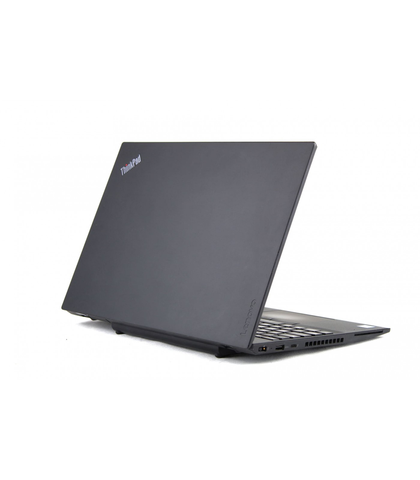 Poleasingowy laptop Lenovo Thinkpad P51S z procesorem i7