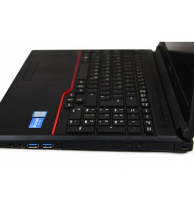 Poleasingowy laptop Fujitsu Lifebook E556 z Intel Core i7 6 generacji w klasie A.